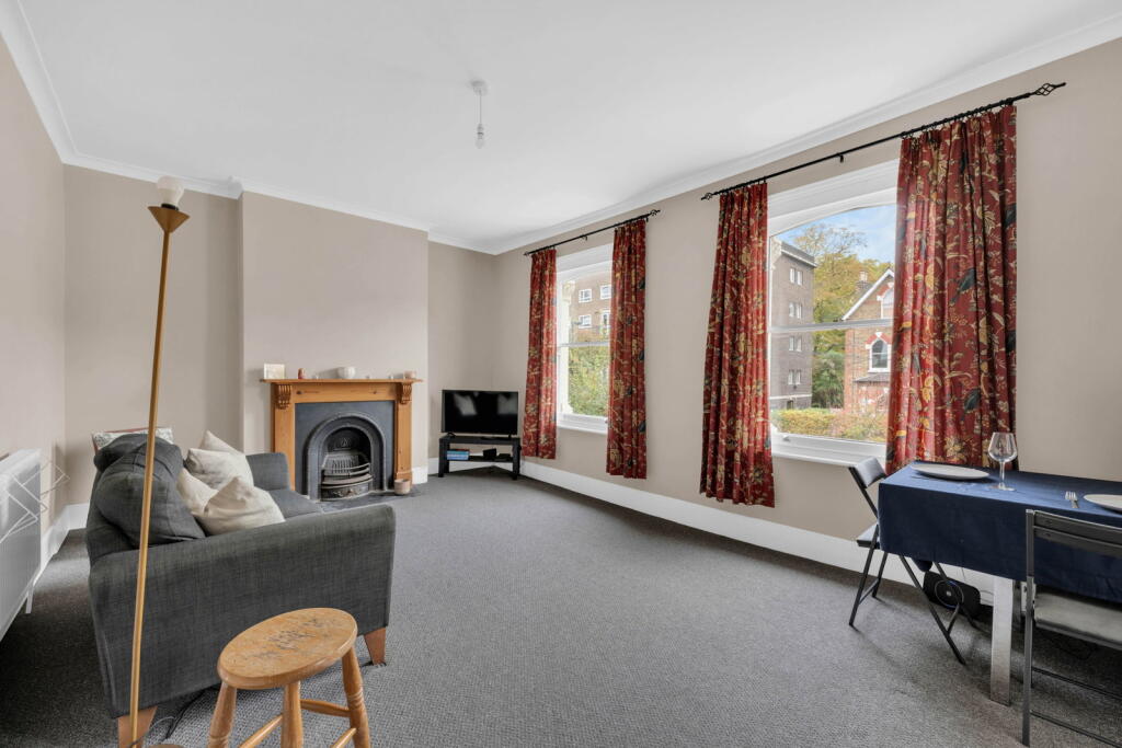 Apartment in London - View 5