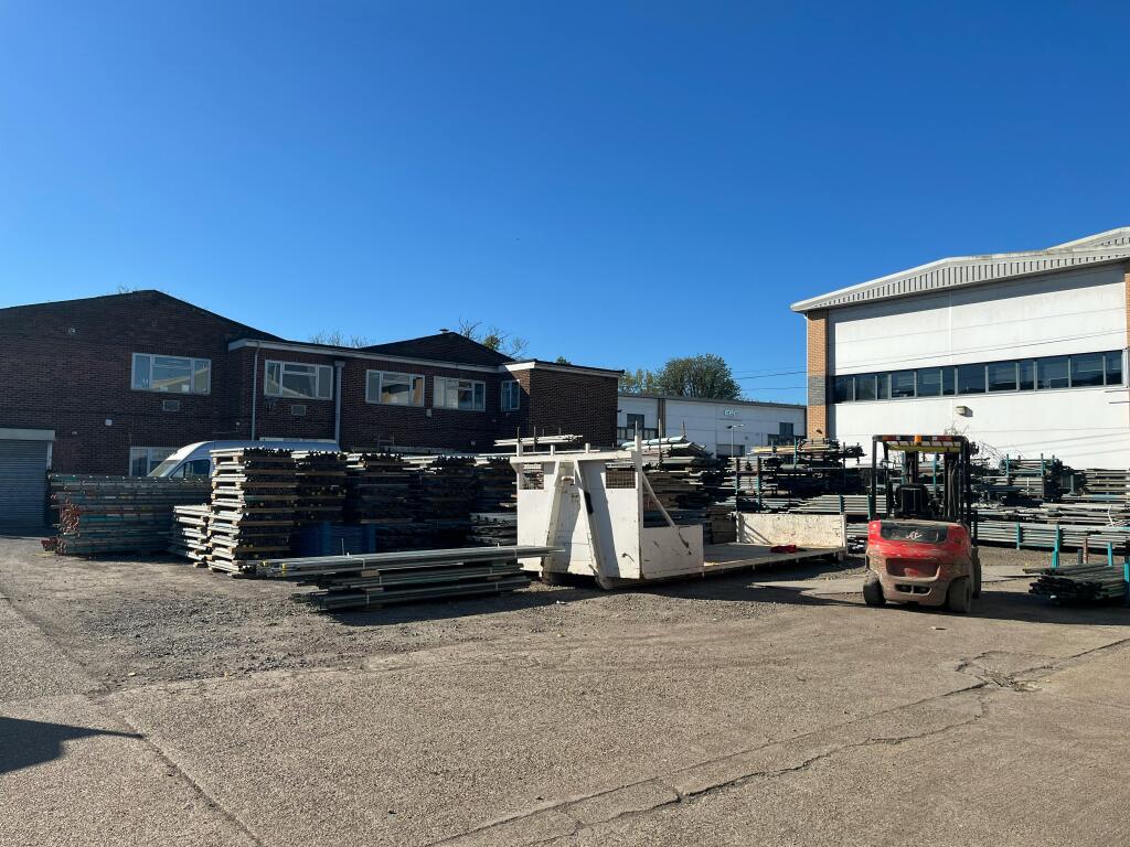 B Bradleys Business Centre - Yard.jpg