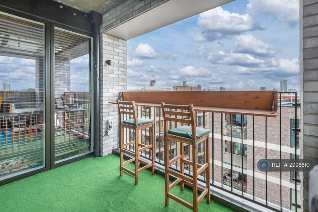 Apartment in London - More