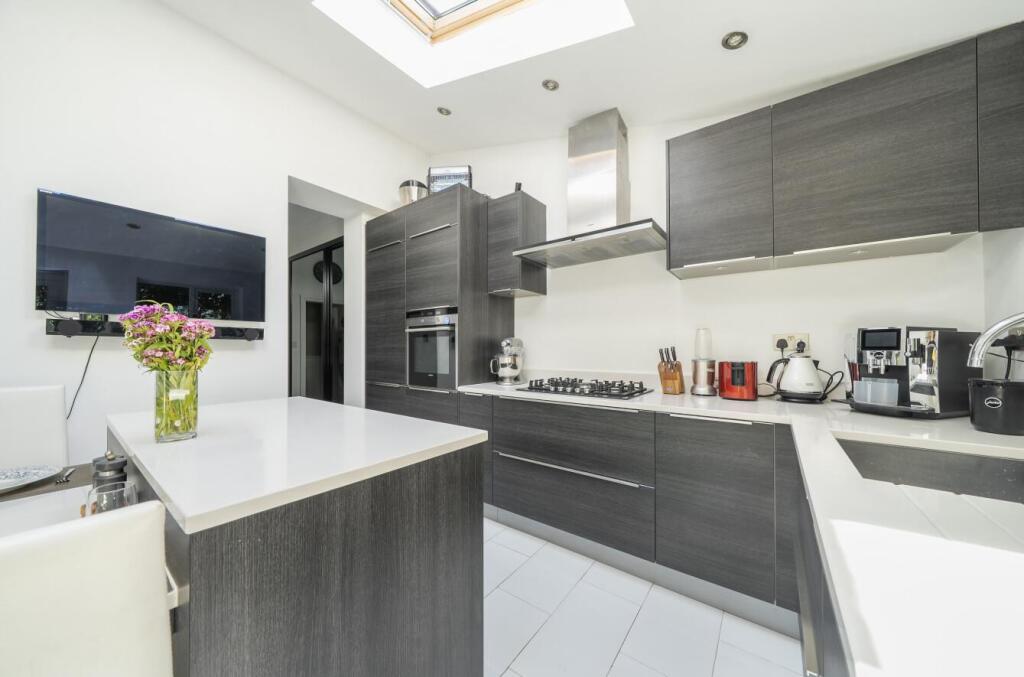 House in London, Abbey Wood - View 4