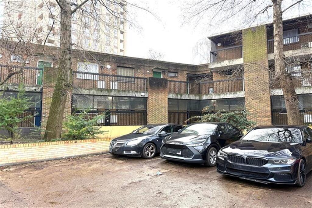 Main image of property: Hardwicke House, Tower Hamlets, E3