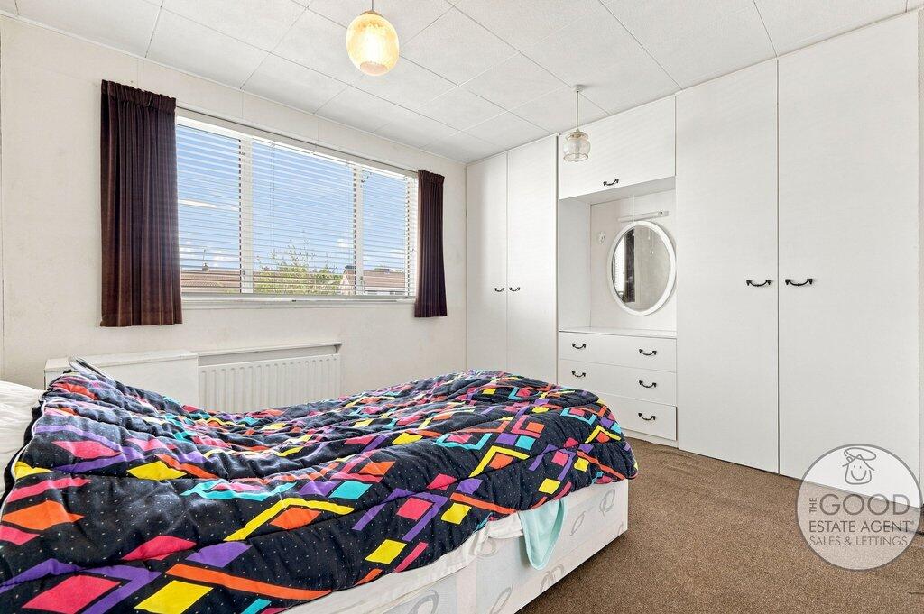 House in Ilford - More