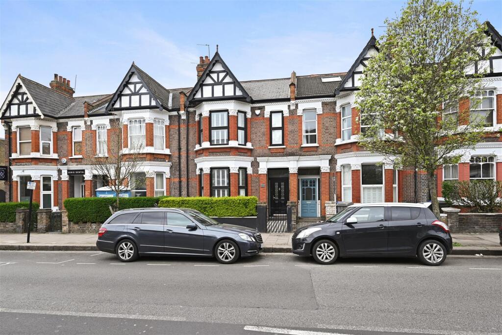 Main image of property: Chamberlayne Road, Kensal Rise, NW10 3JR