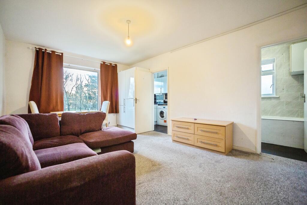 Apartment in London - View 4