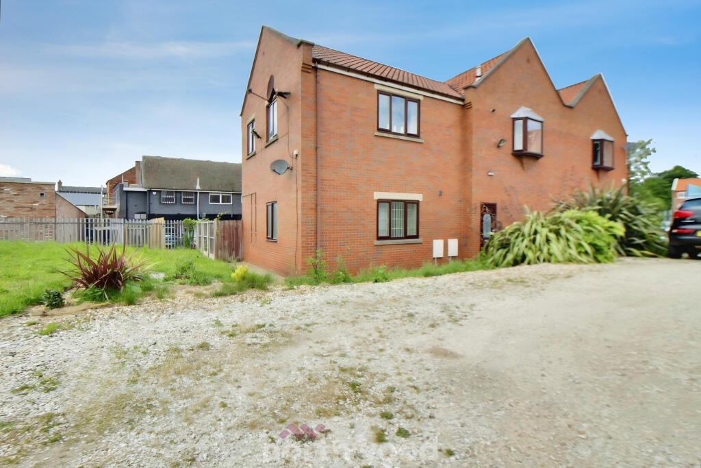 Church Street, Thorne, DN8
