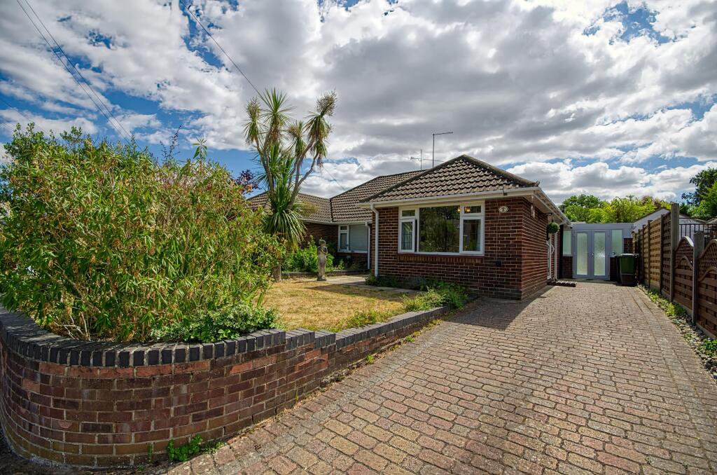 Main image of property: Dean Court, Hedge End, Hampshire