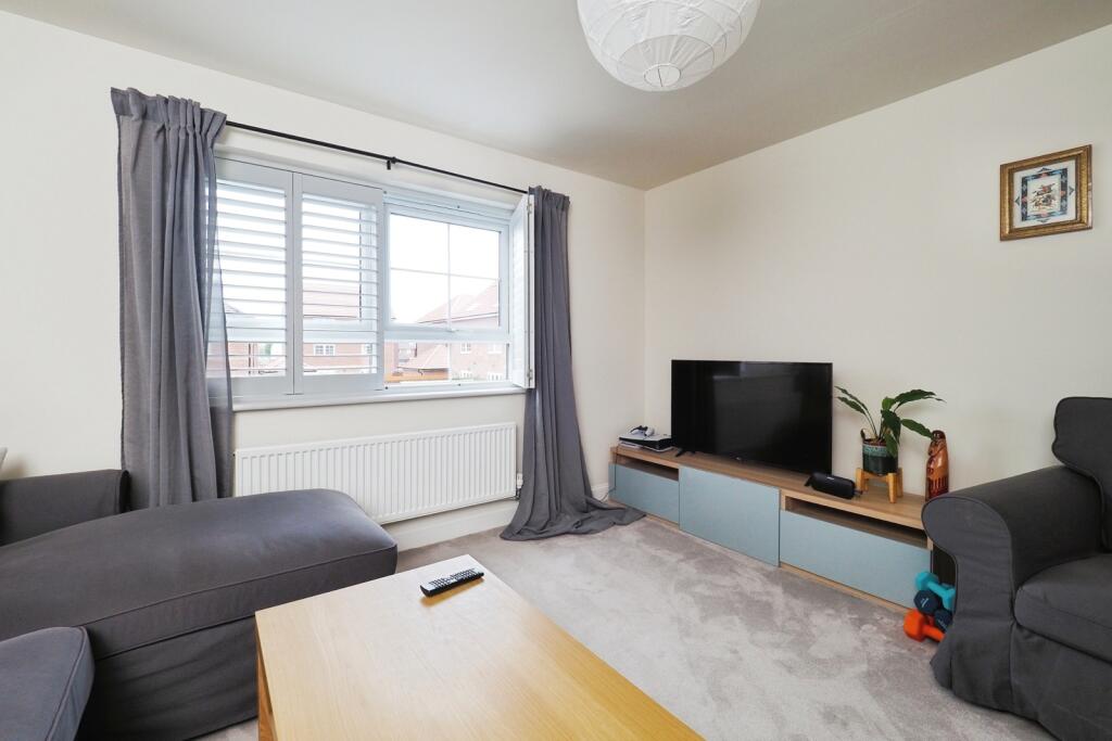 Plessey Road, Beeston, Nottingham, Nottinghamshire, NG9 - More