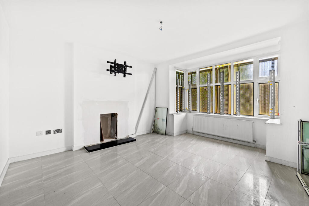 Goldstone Crescent, Hove - View 3