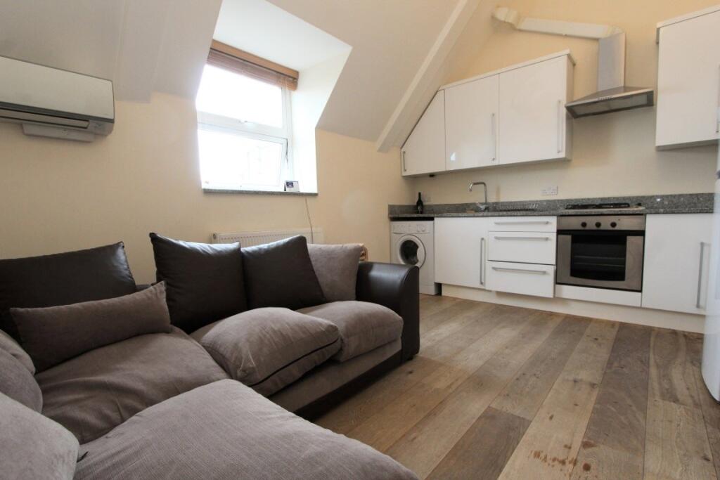Main image of property: High Street, London, N8