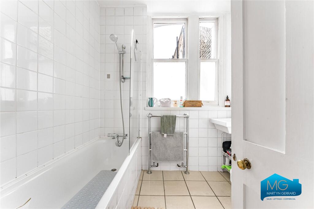 Apartment in London - View 4