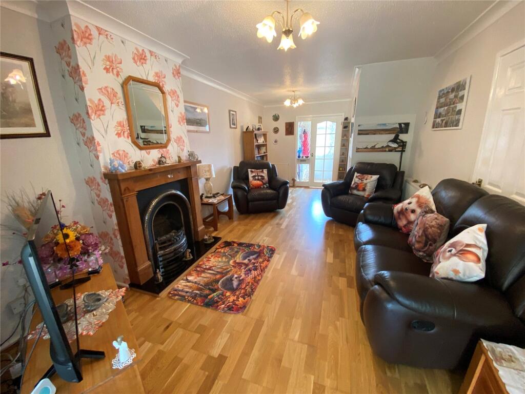 House in Bear Cross, Bearwood, Poole - View 5