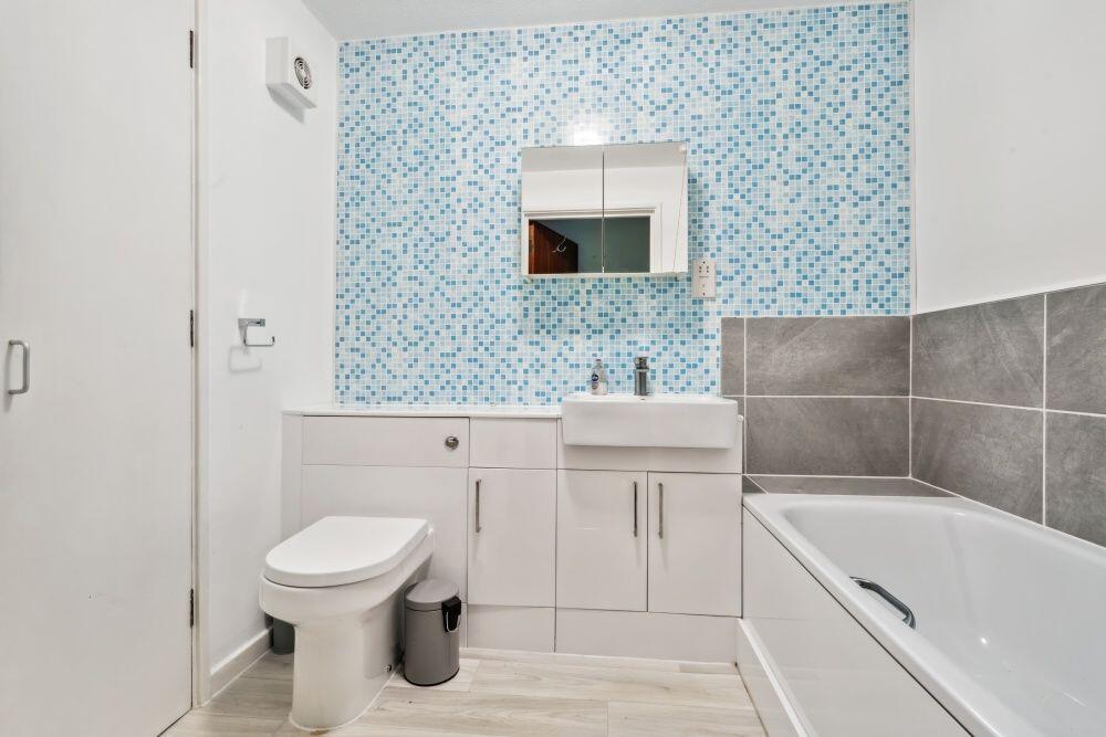Windsor Court, Westbury Lodge Close, Pinner - View 6