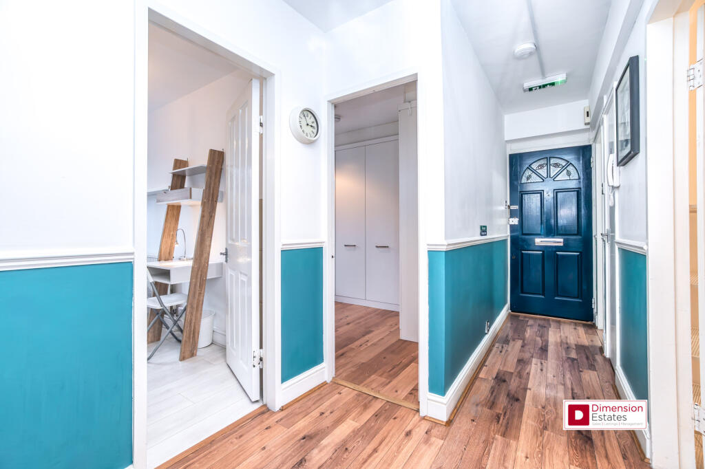 Apartment in London - View 5