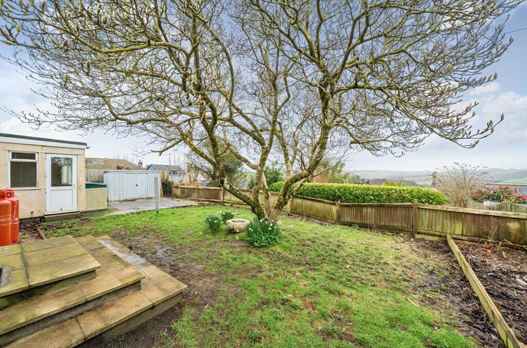 Village Cross Road, Loddiswell photo 4