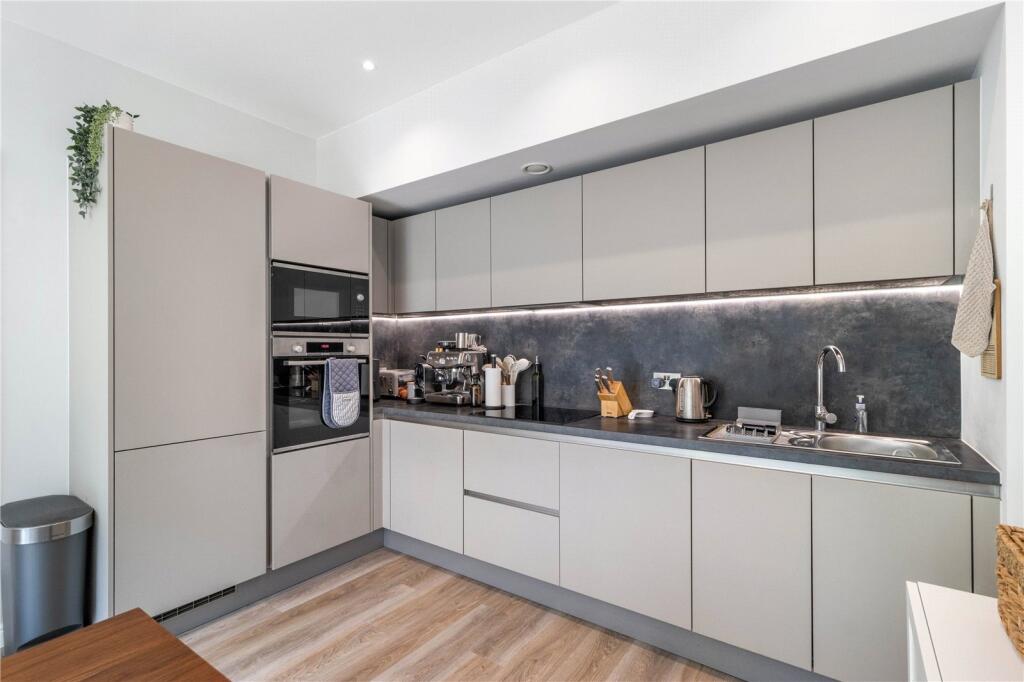Apartment in Trafford, Greater Manchester - More