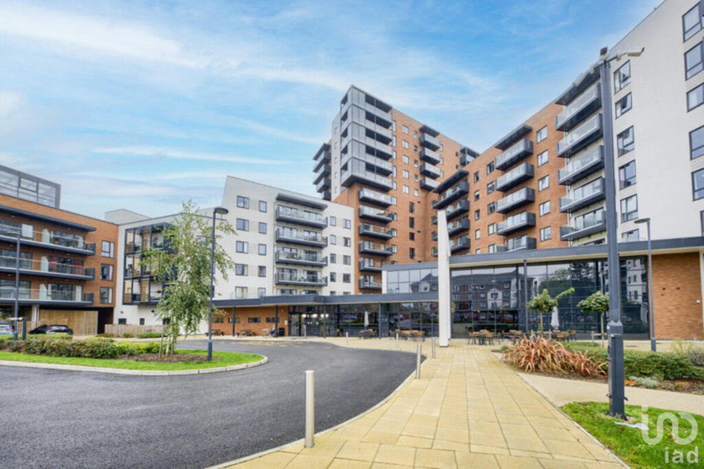 Victoria Crescent, Solihull, B90