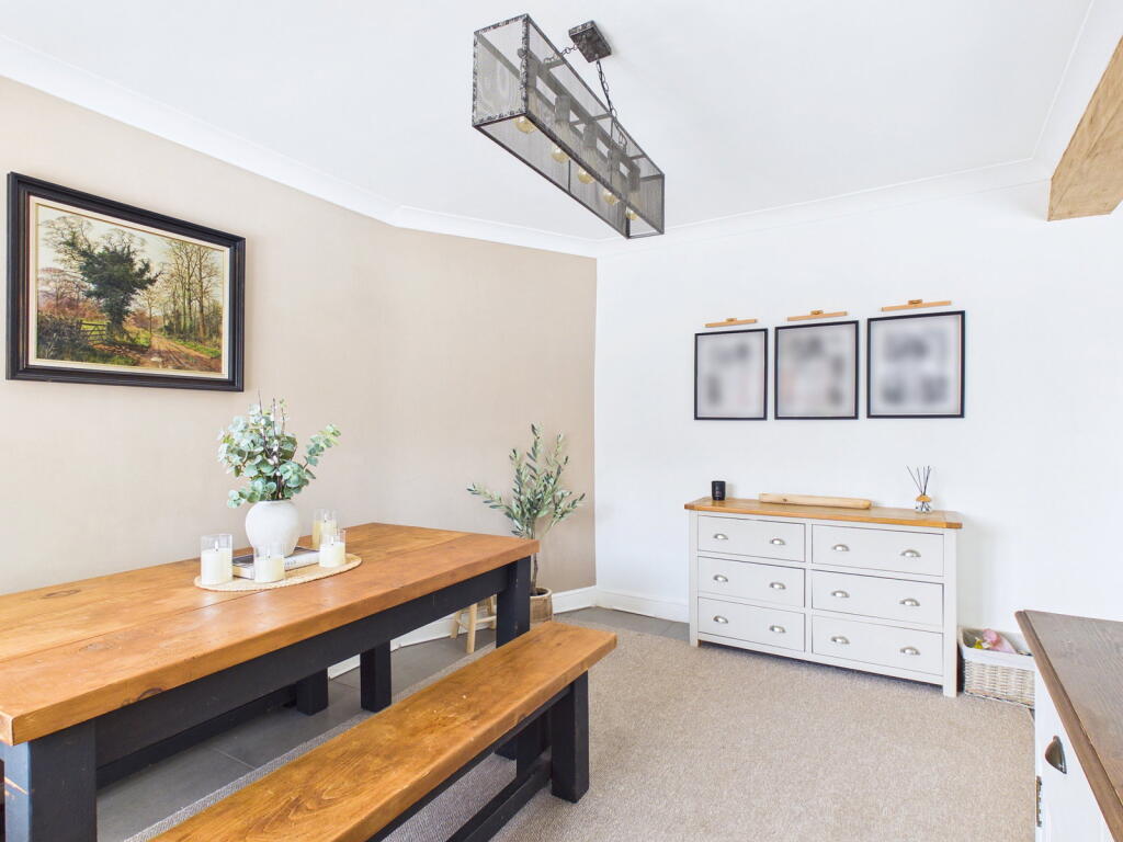 Third Avenue, Rainworth, Mansfield, NG21 0BY photo 2