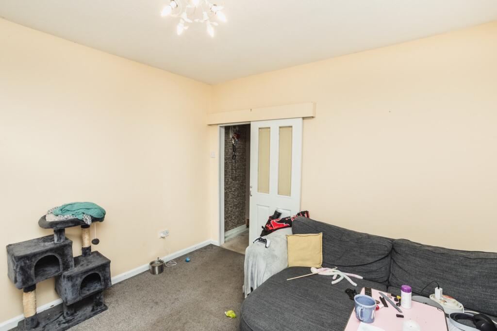 House in Barnsley, South Yorkshire - View 4