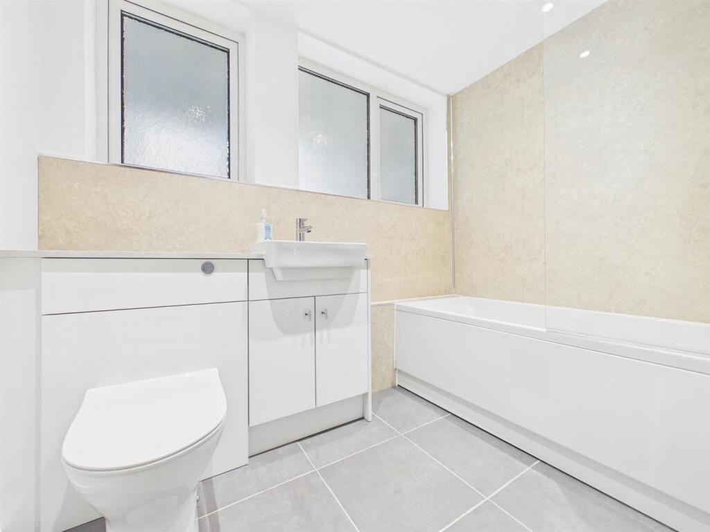 Additional image 7 of Warwick Court, Victoria Road, Acocks Green, Birmingham