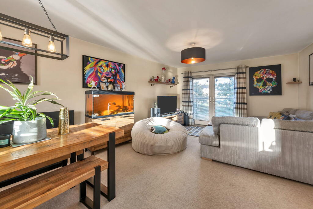 Apartment in Milton Keynes