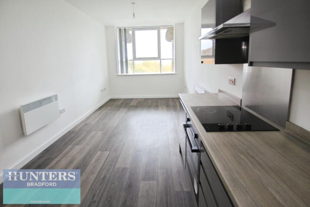 Additional image 4 of Card House, Bingley Road Bradford, BD9 6FG