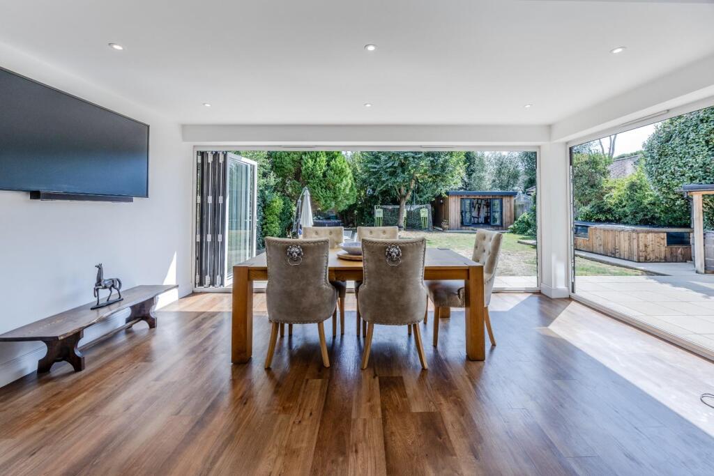 House in Southend-on-Sea - View 2