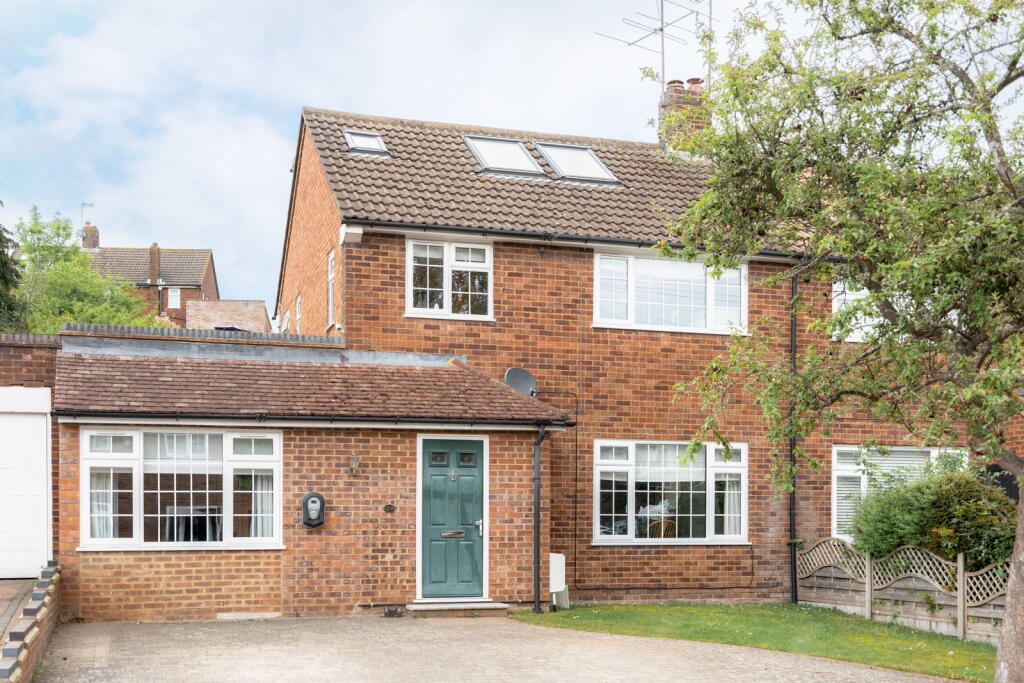 Main image of property: Friars Walk, Tring, Hertfordshire HP23