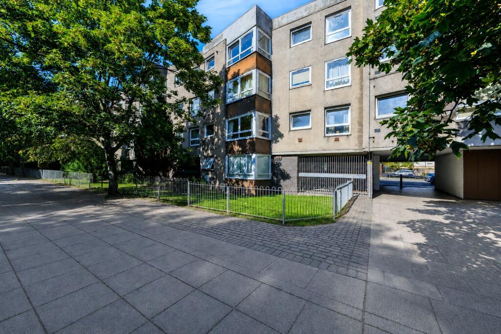 Main image of property: Giles Street, Edinburgh, Midlothian, EH6