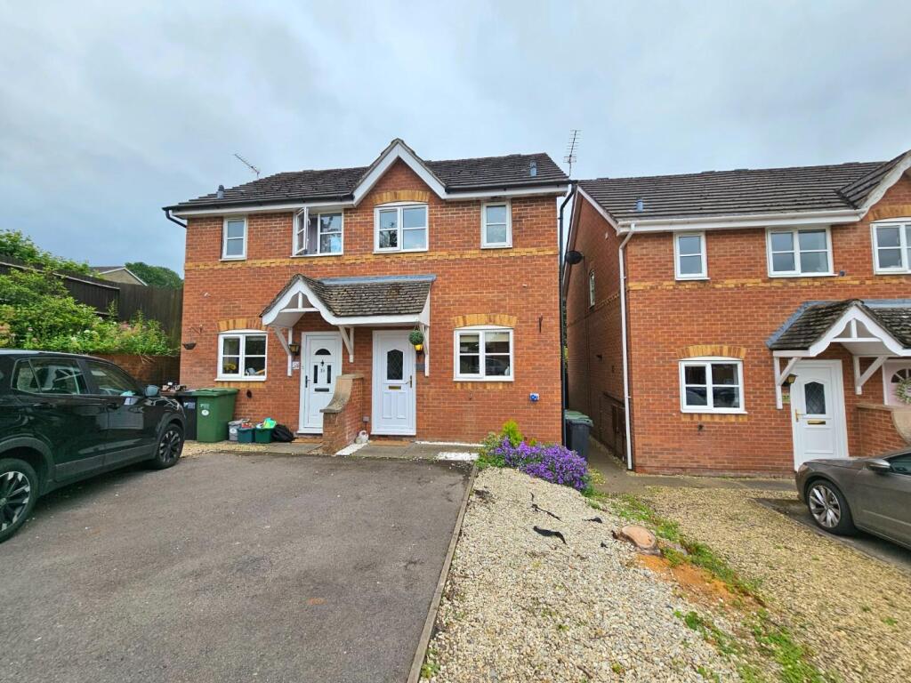 Main image of property: Millbank, Cam, Dursley