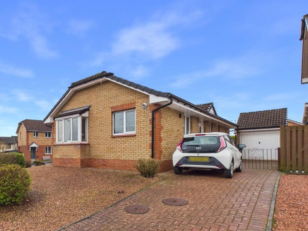 Main image of property: 1 Hewat Place, Perth, PH1 2UD