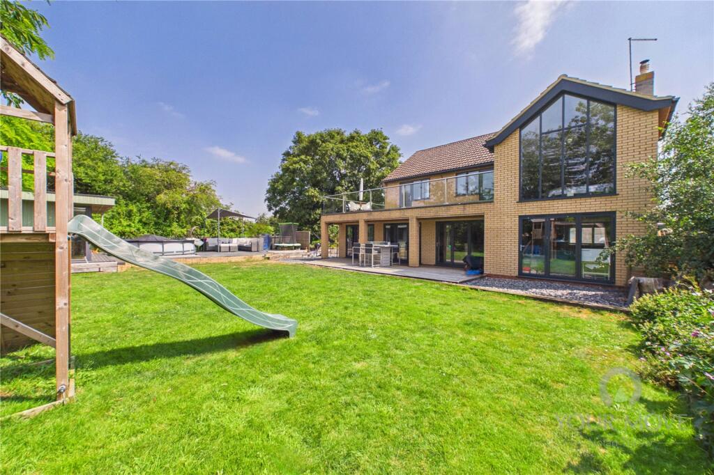 House in Northampton, Ringstead - View 2