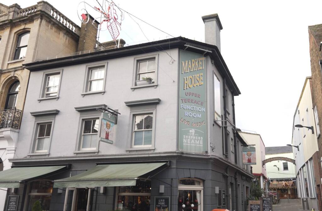 Apartment in Maidstone, Tovil - More