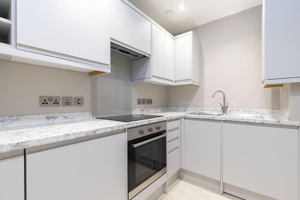 Main image of property: High Street, Cheltenham GL50 1DX