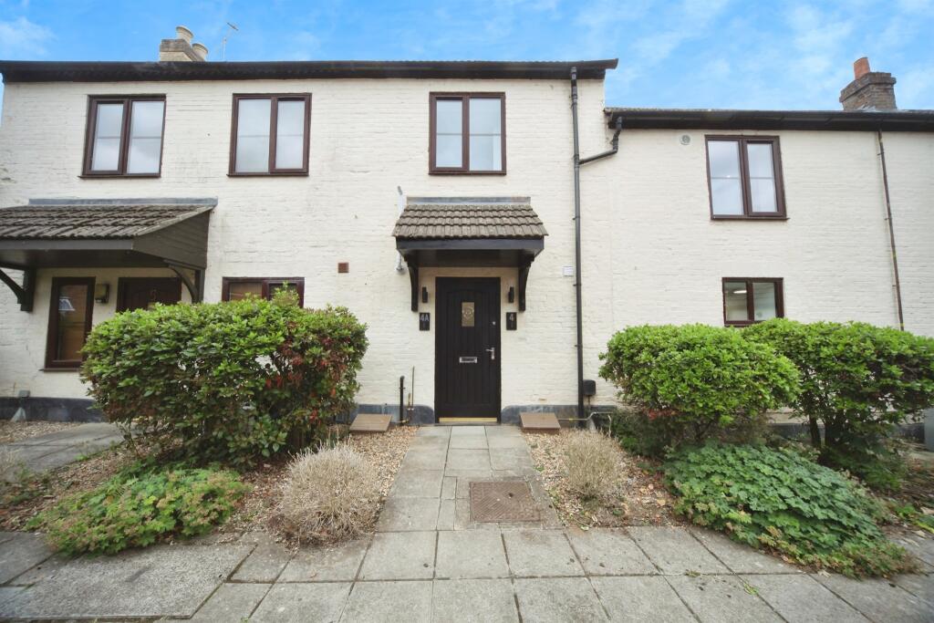 Main image of property: Woodside Road, Lower Woodside, Luton