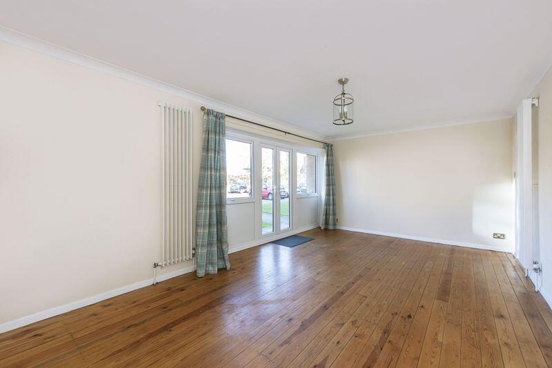 Apartment in Slough, Stoke Poges - View 4