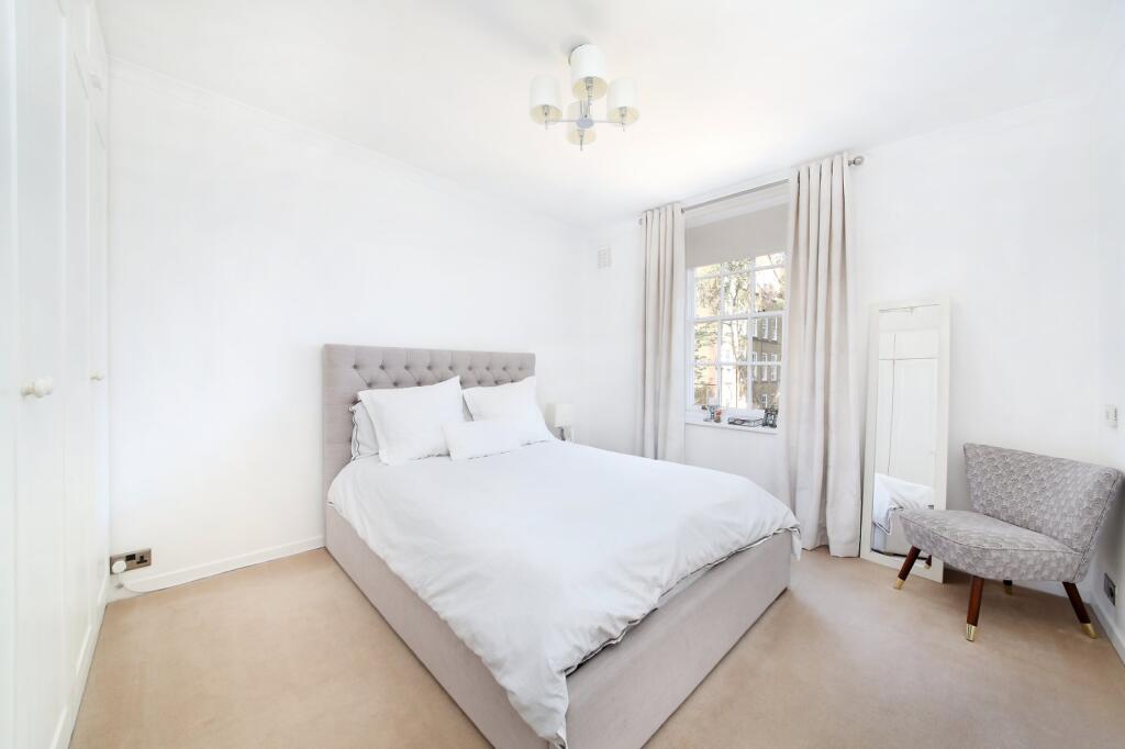 Apartment in London - View 3