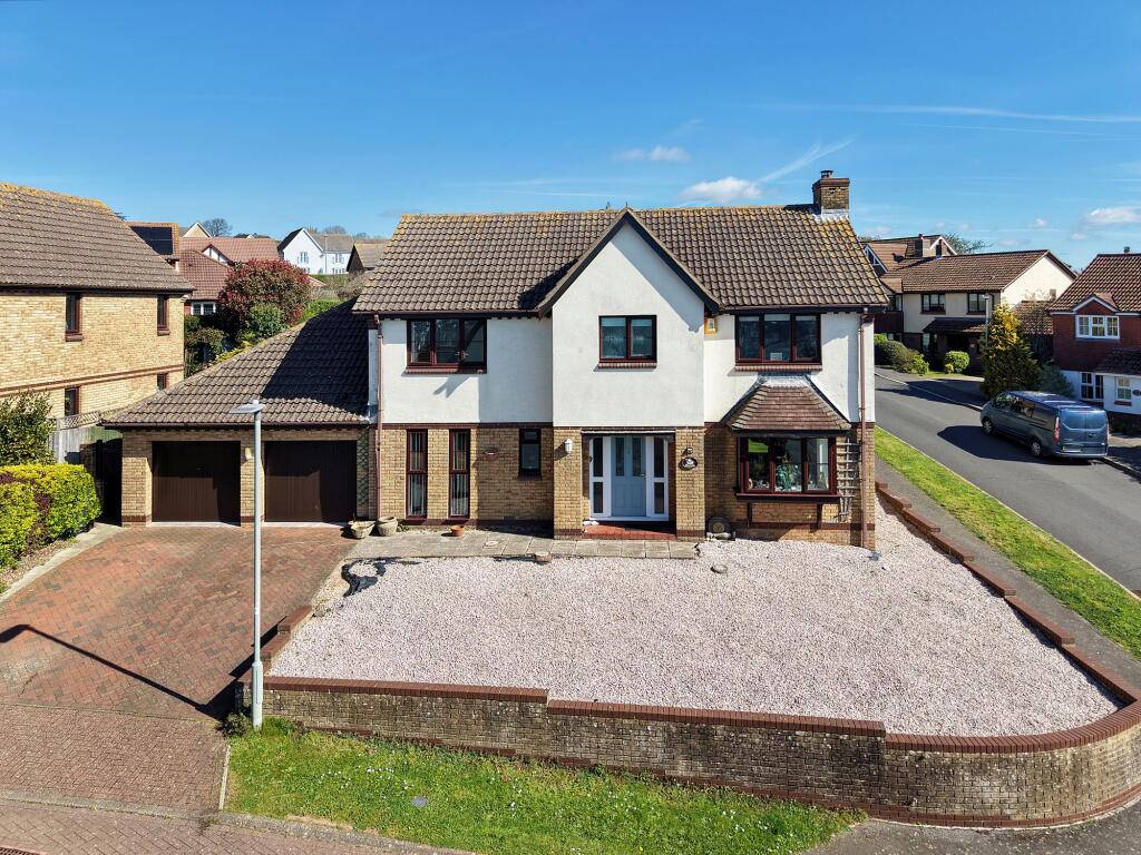 Main image of property: Benedict Close, Teignmouth, TQ14