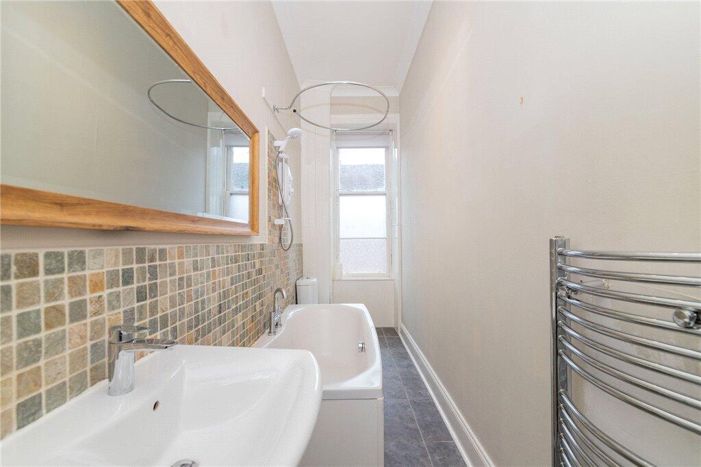 Apartment in Glasgow - More