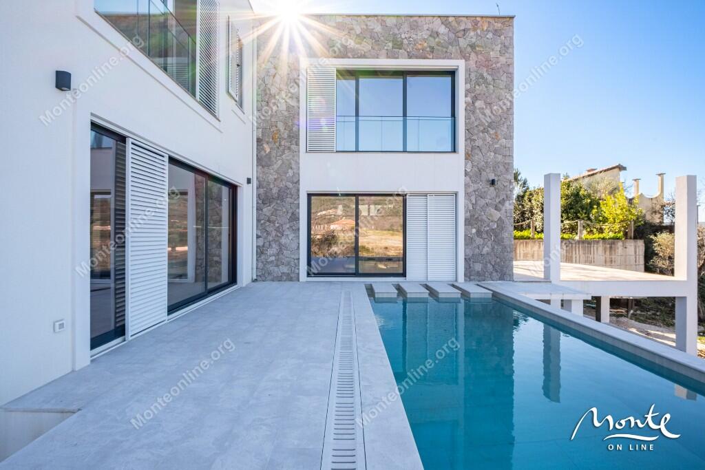 Main image of property: Kavac, Montenegro