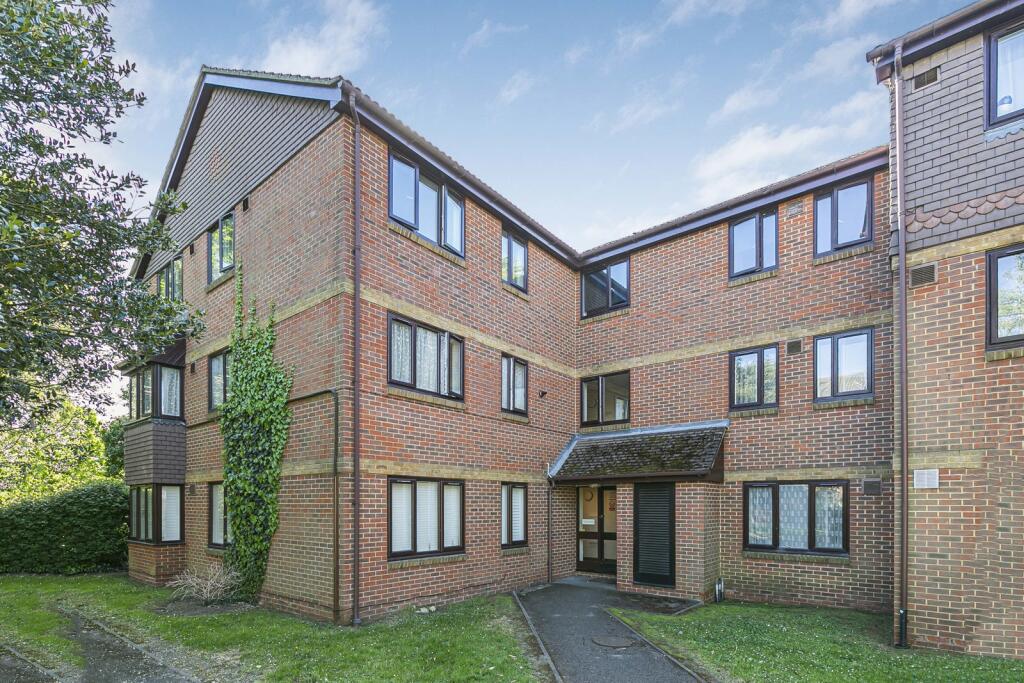 Main image of property: Dutch Barn Close, Stanwell, Staines-upon-Thames, Surrey, TW19