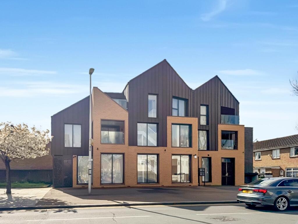 Crownfield Road, London, E15 photo 5