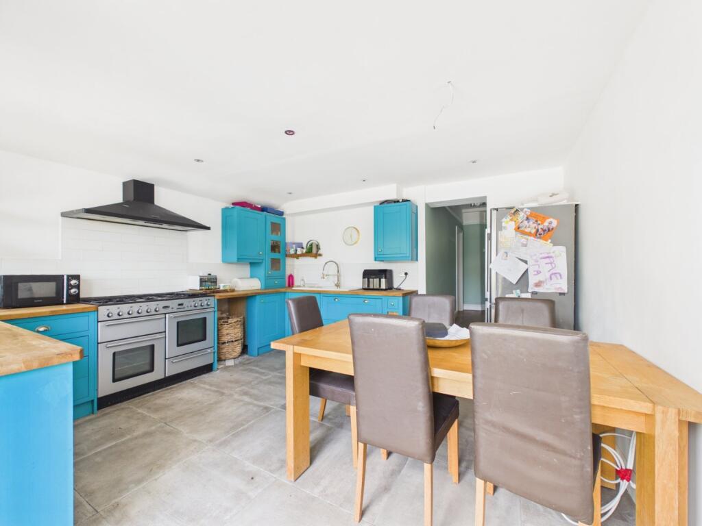 House in Gloucester, Gloucestershire - View 5