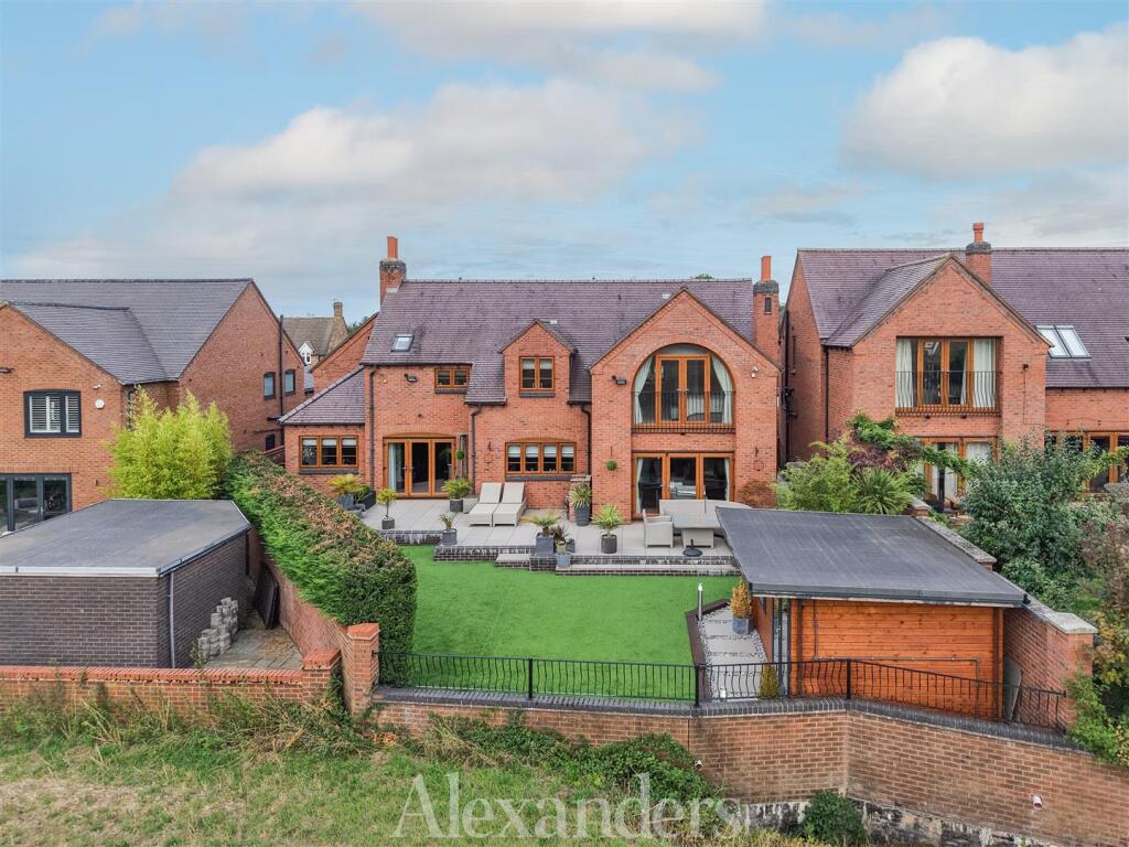 House in Coventry - View 2