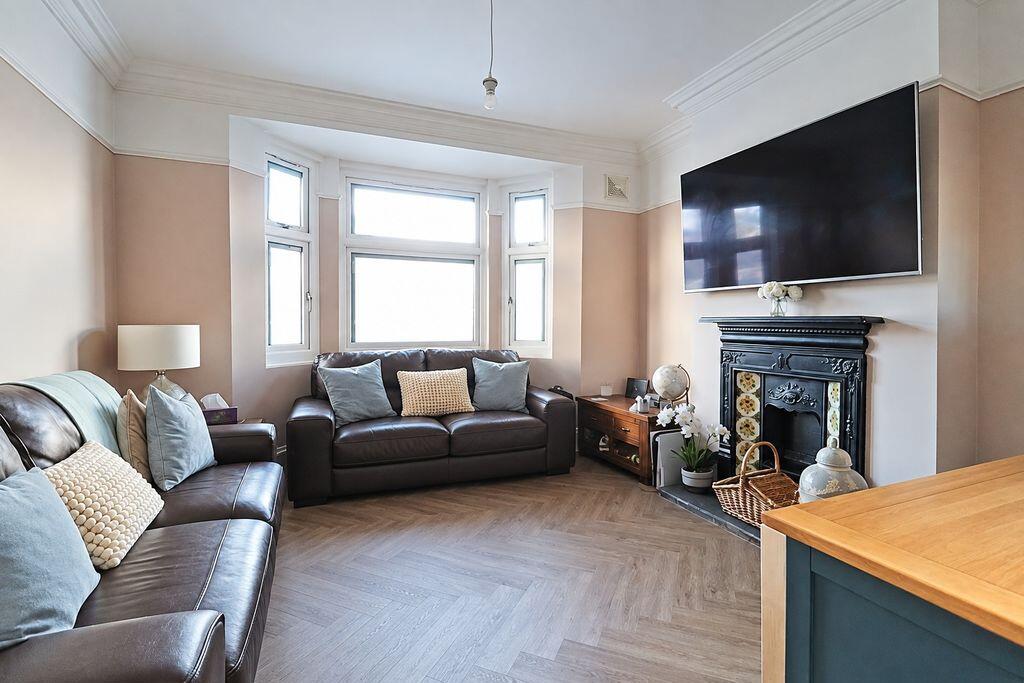 House in Castle Point, Essex - View 2