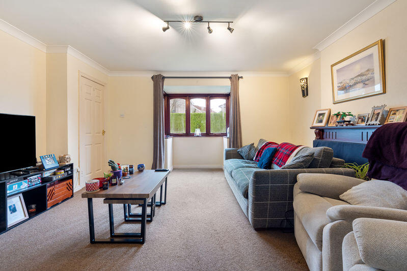 31 Meadow Crescent, Douglas, IM2 1NS - View 3