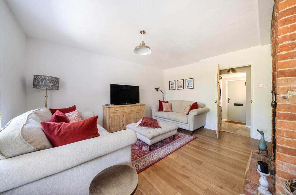House in Hungerford, West Berkshire - View 2