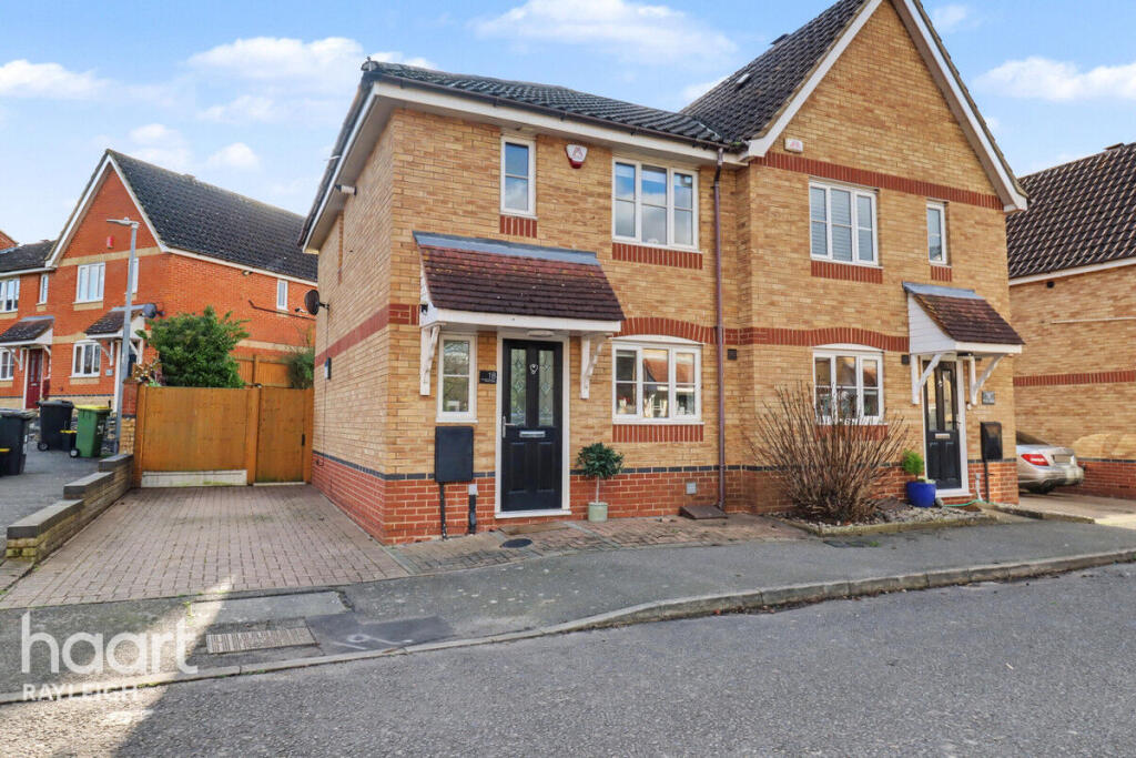 Main image of property: Heron Close, Rayleigh