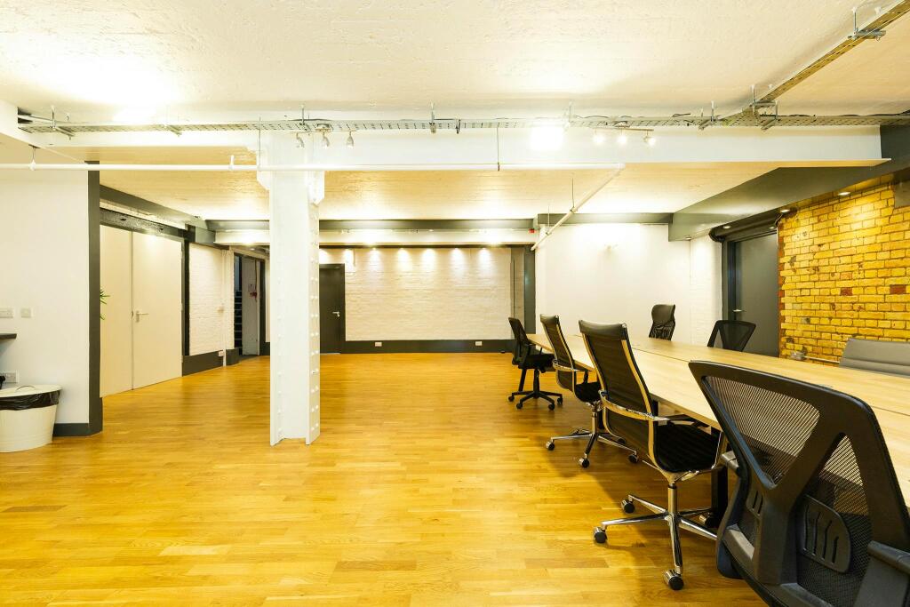 Canonbury Yard 6.jpg