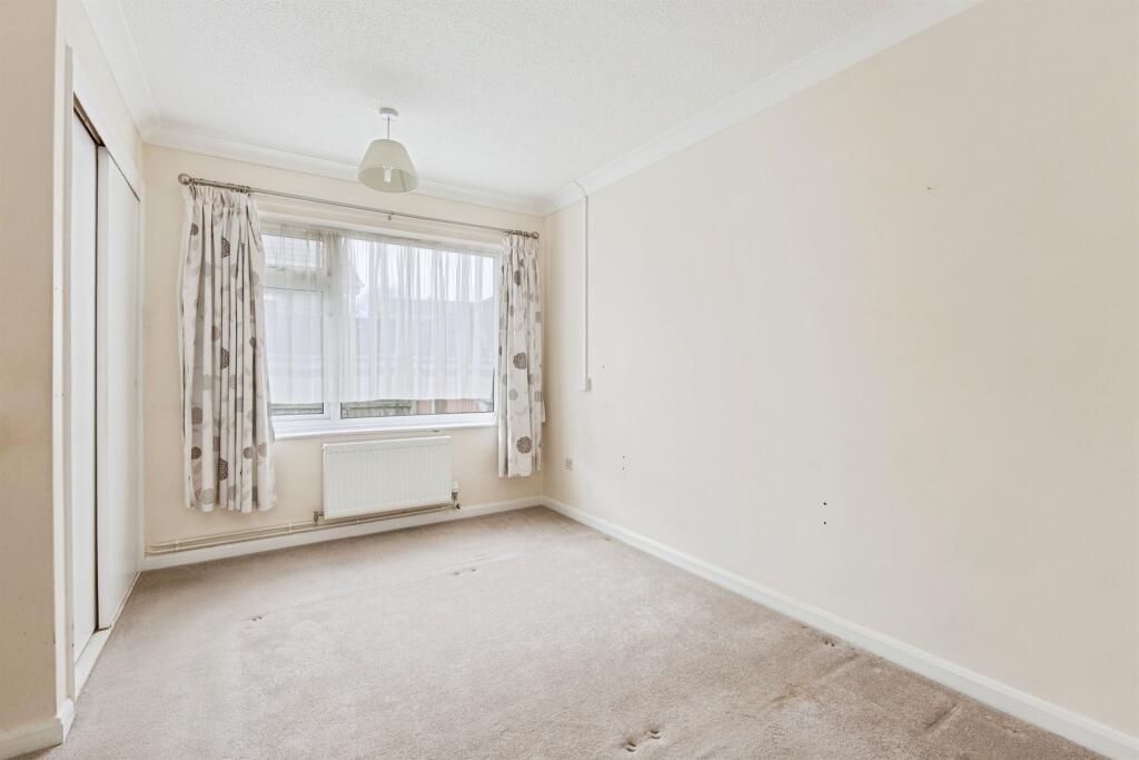 Holly Road, Attleborough photo 4