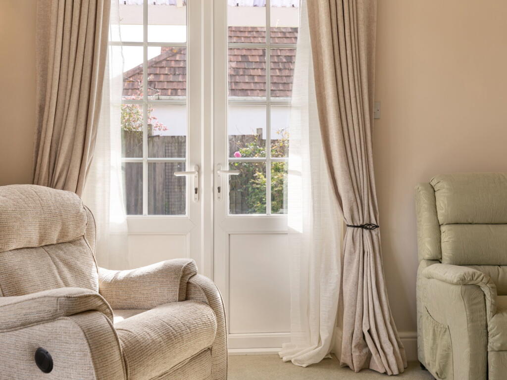 House in North Devon, Sticklepath, Barnstaple - More